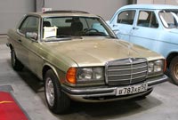 фото: Mercedes-Benz 230 CE, 1981 год (опубликовано 08.09.2005)